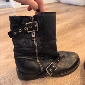 All saints black leather biker boots with faux fur inside and size zipper/buckle